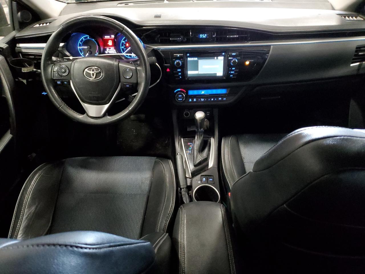 2015 TOYOTA COROLLA