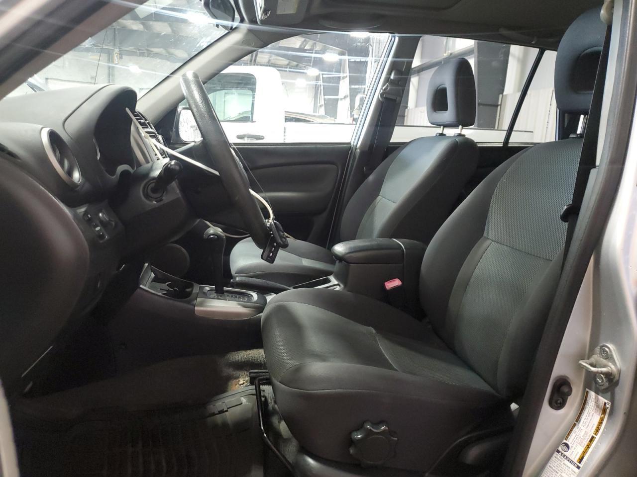 2005 TOYOTA RAV4