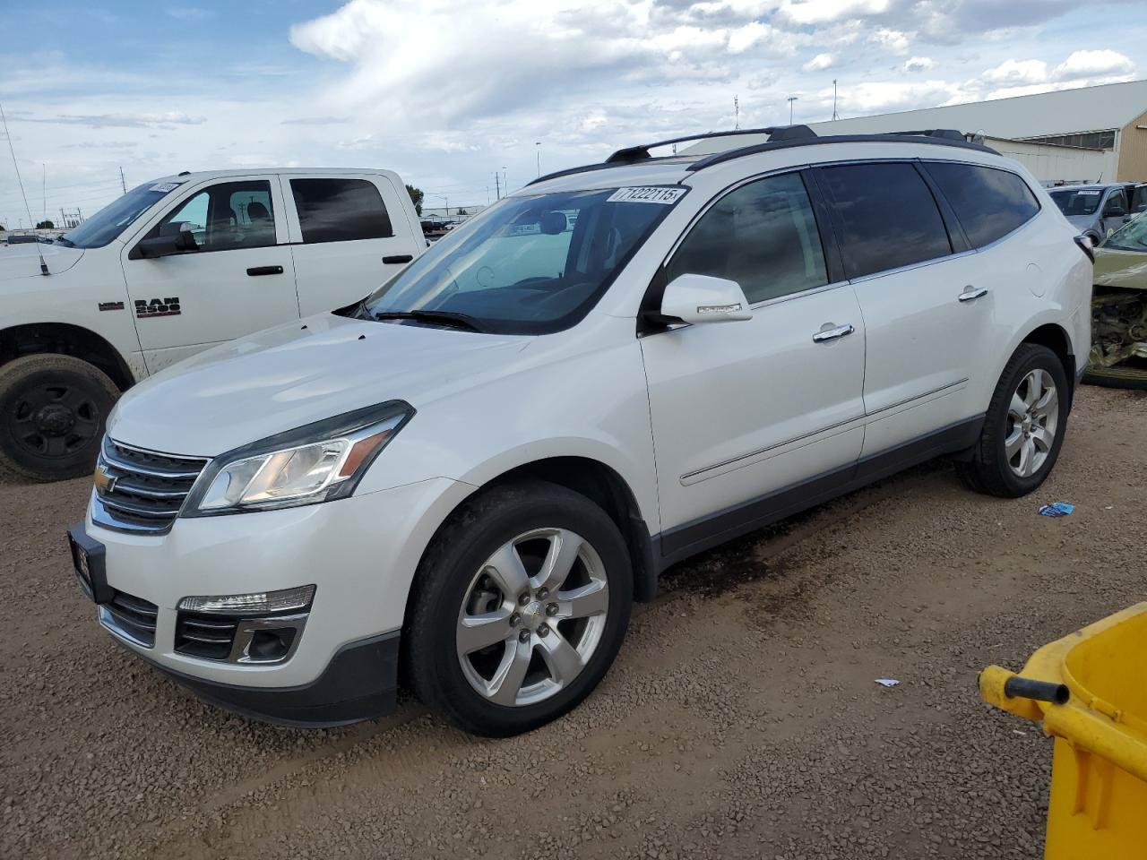 2017 CHEVROLET TRAVERSE