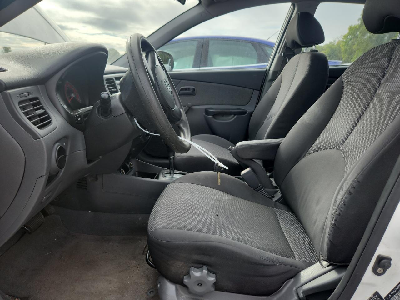 2011 KIA RIO
