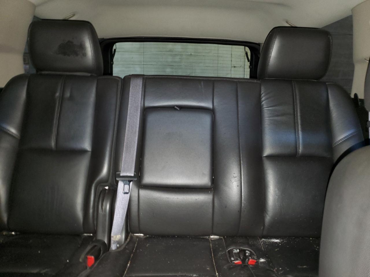 2011 CHEVROLET Tahoe