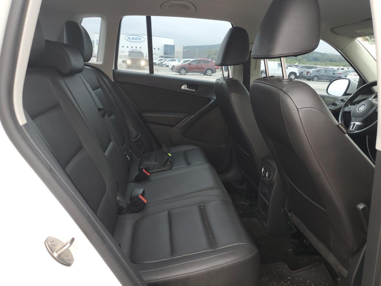 2016 VOLKSWAGEN TIGUAN