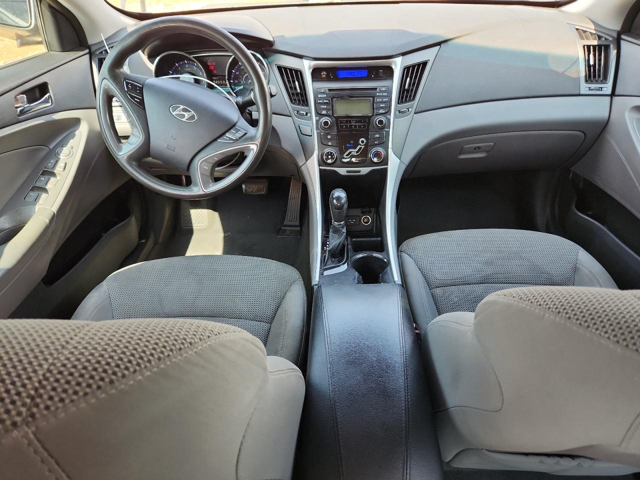 2013 HYUNDAI SONATA