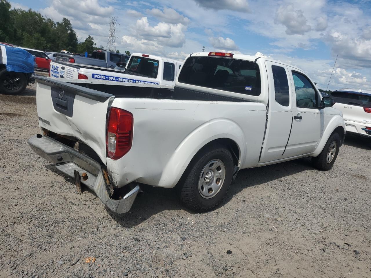 2016 NISSAN Frontier