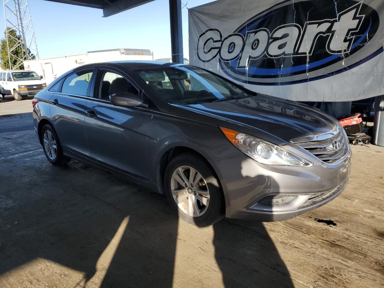 2012 HYUNDAI SONATA