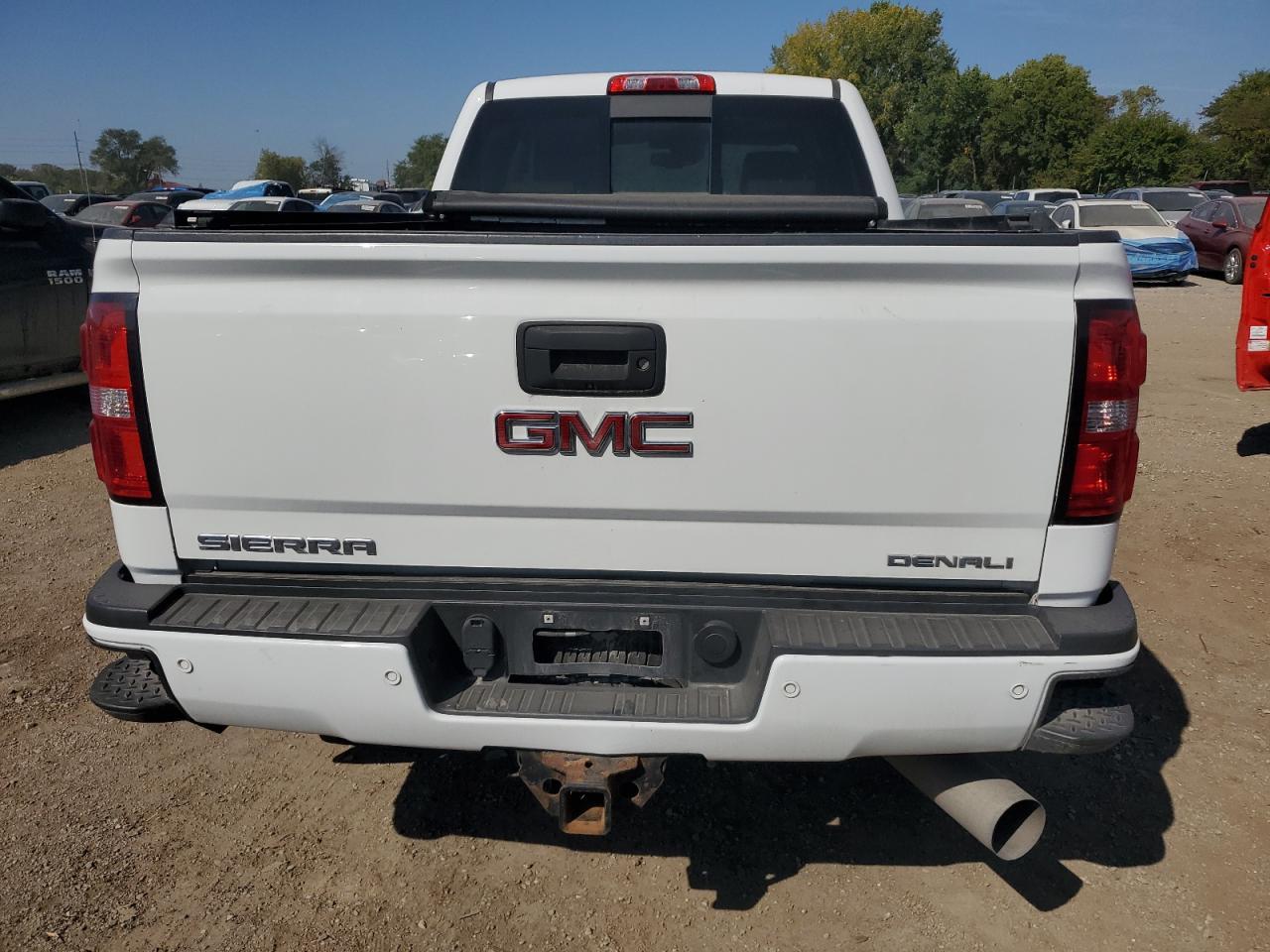 2017 GMC Sierra
