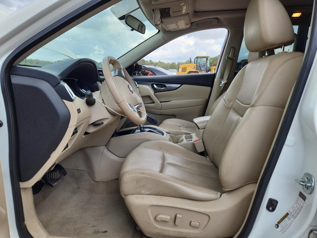 2015 NISSAN ROGUE