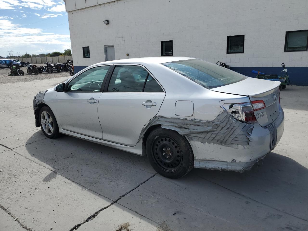 2013 TOYOTA CAMRY