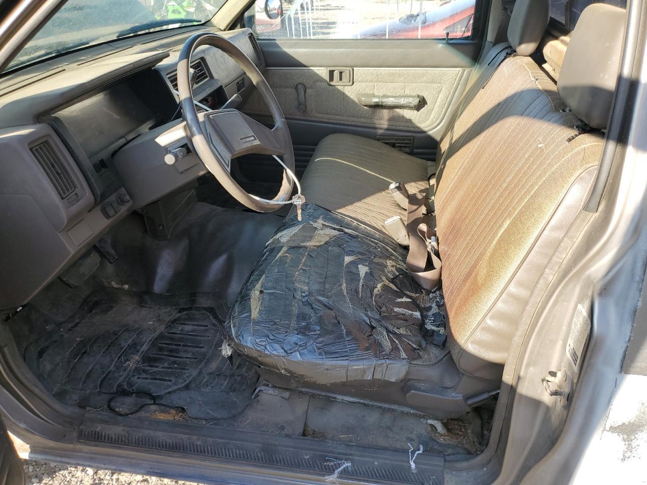 1986 NISSAN D21