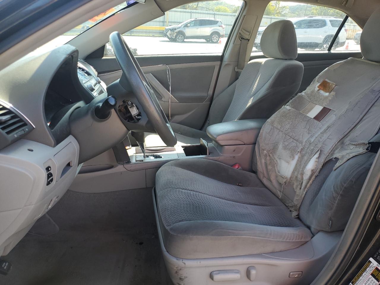 2011 TOYOTA CAMRY