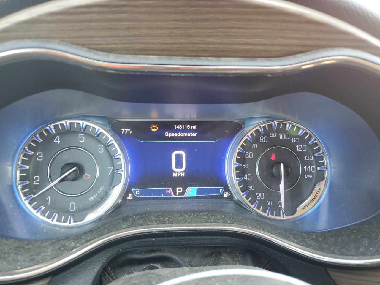 2015 CHRYSLER 200