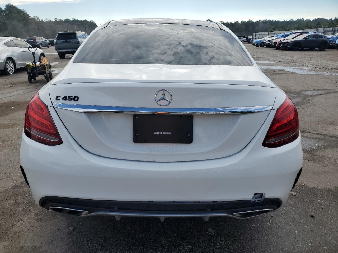2016 MERCEDES-BENZ C-CLASS