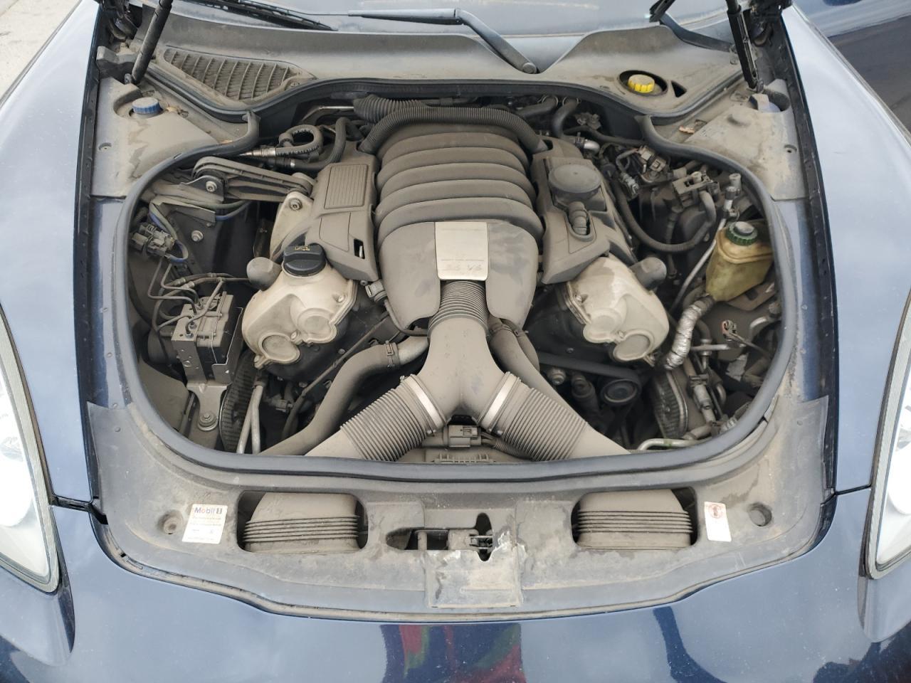 2011 PORSCHE Panamera