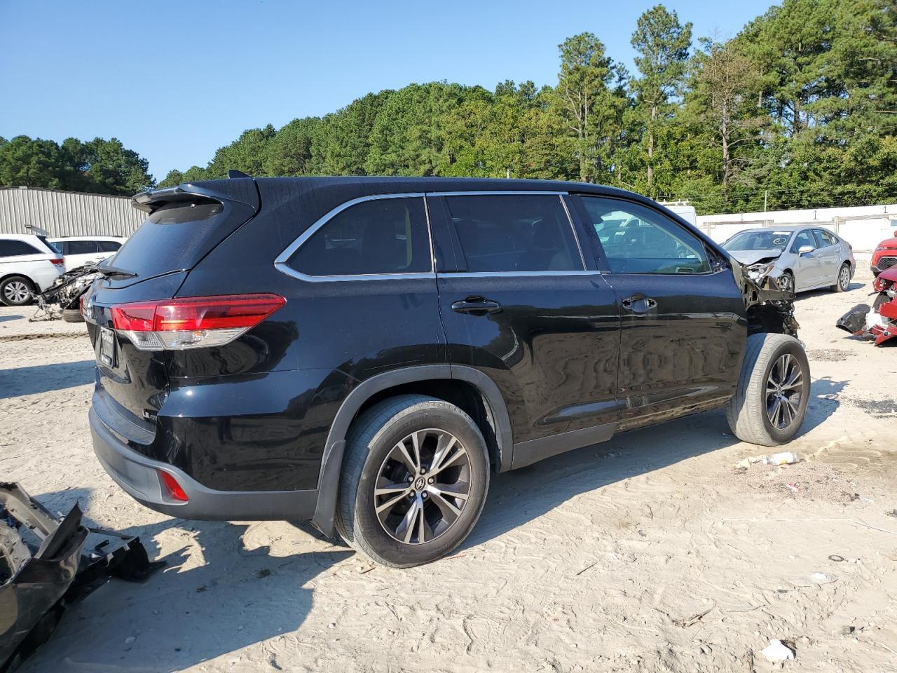 2019 TOYOTA HIGHLANDER