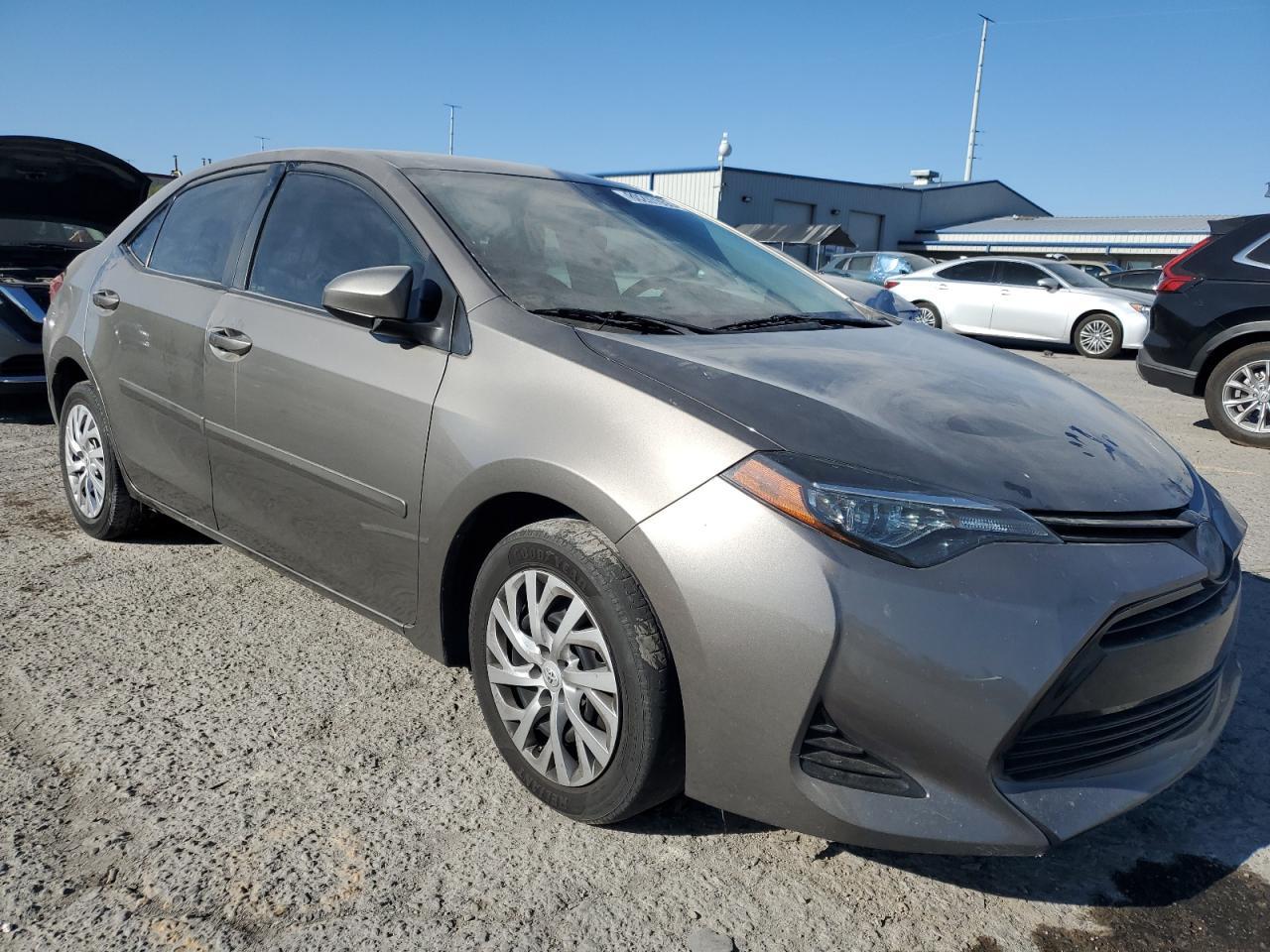 2018 TOYOTA COROLLA
