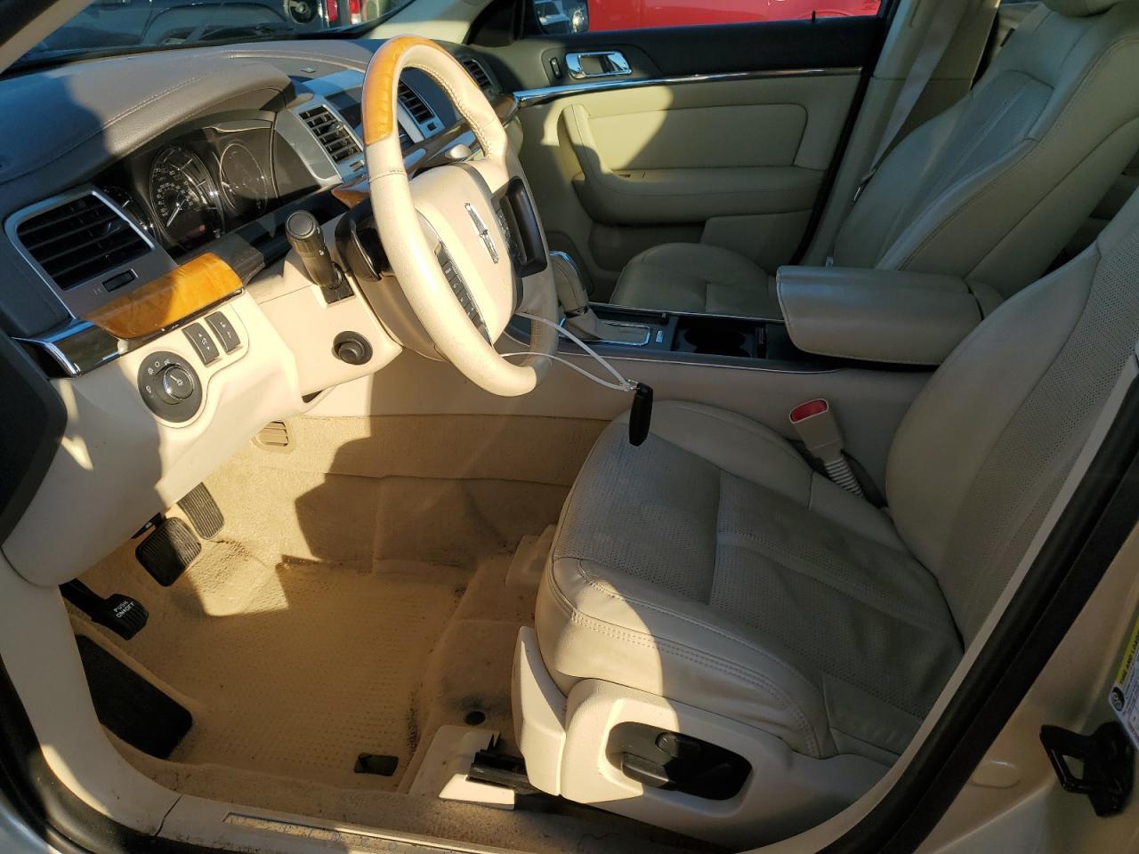 2010 LINCOLN MKS