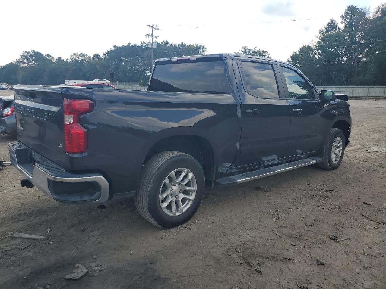 2023 CHEVROLET Silverado