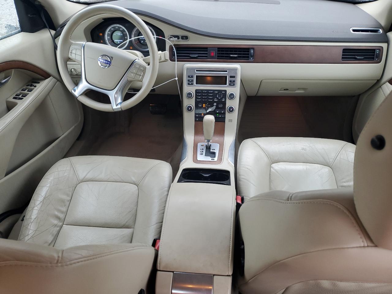 2010 VOLVO S80