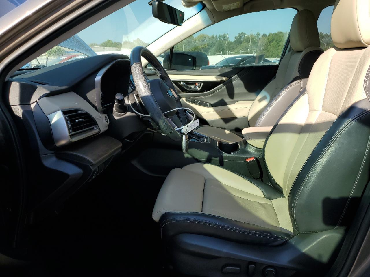 2021 SUBARU Outback