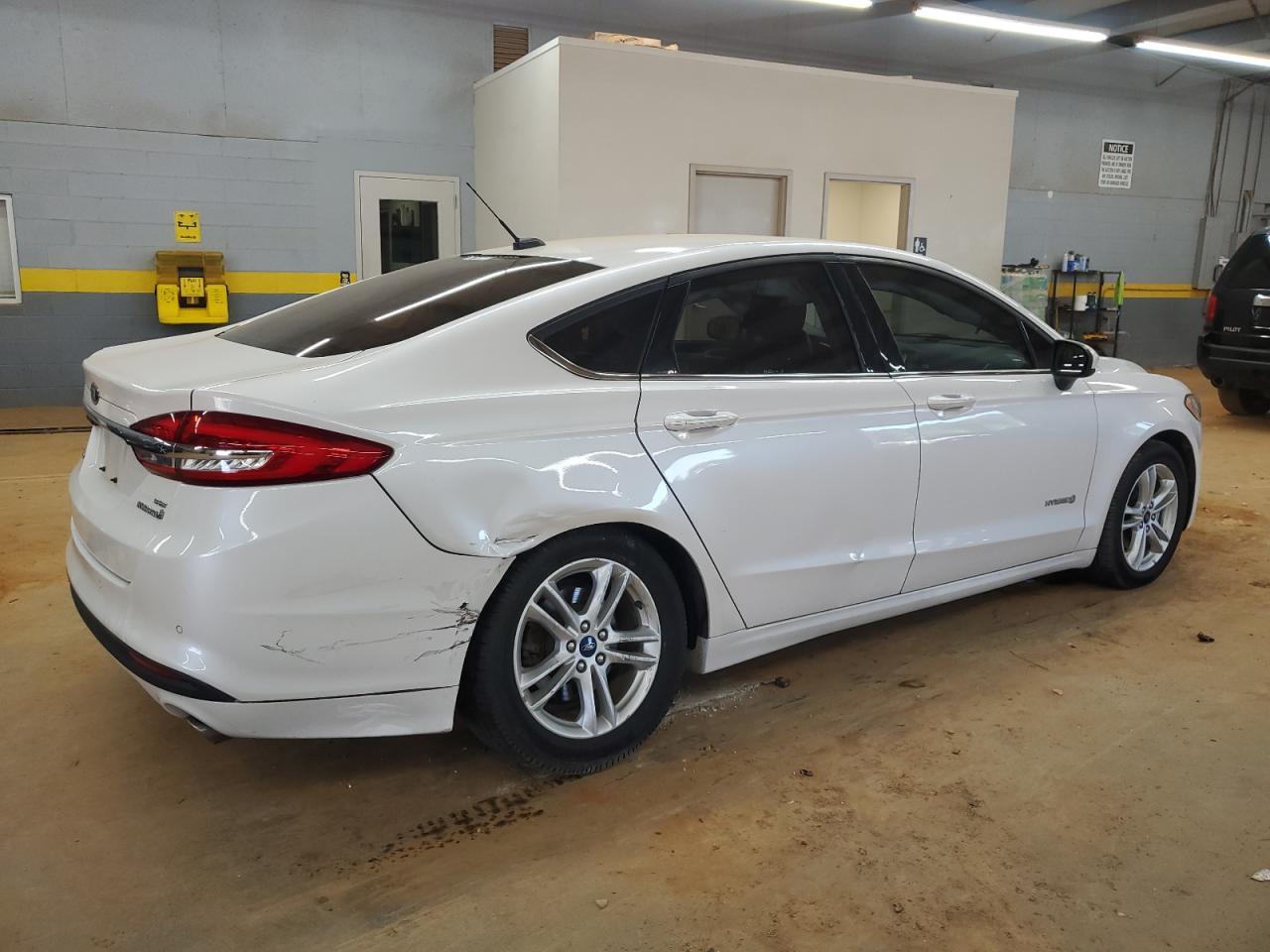 2018 FORD FUSION