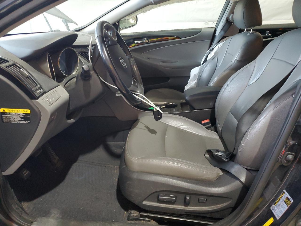 2013 HYUNDAI SONATA