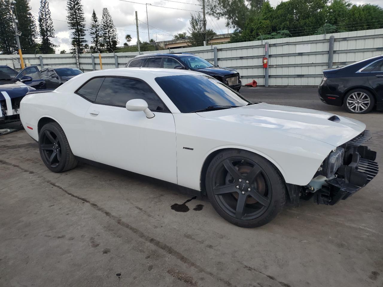 2019 DODGE Challenger