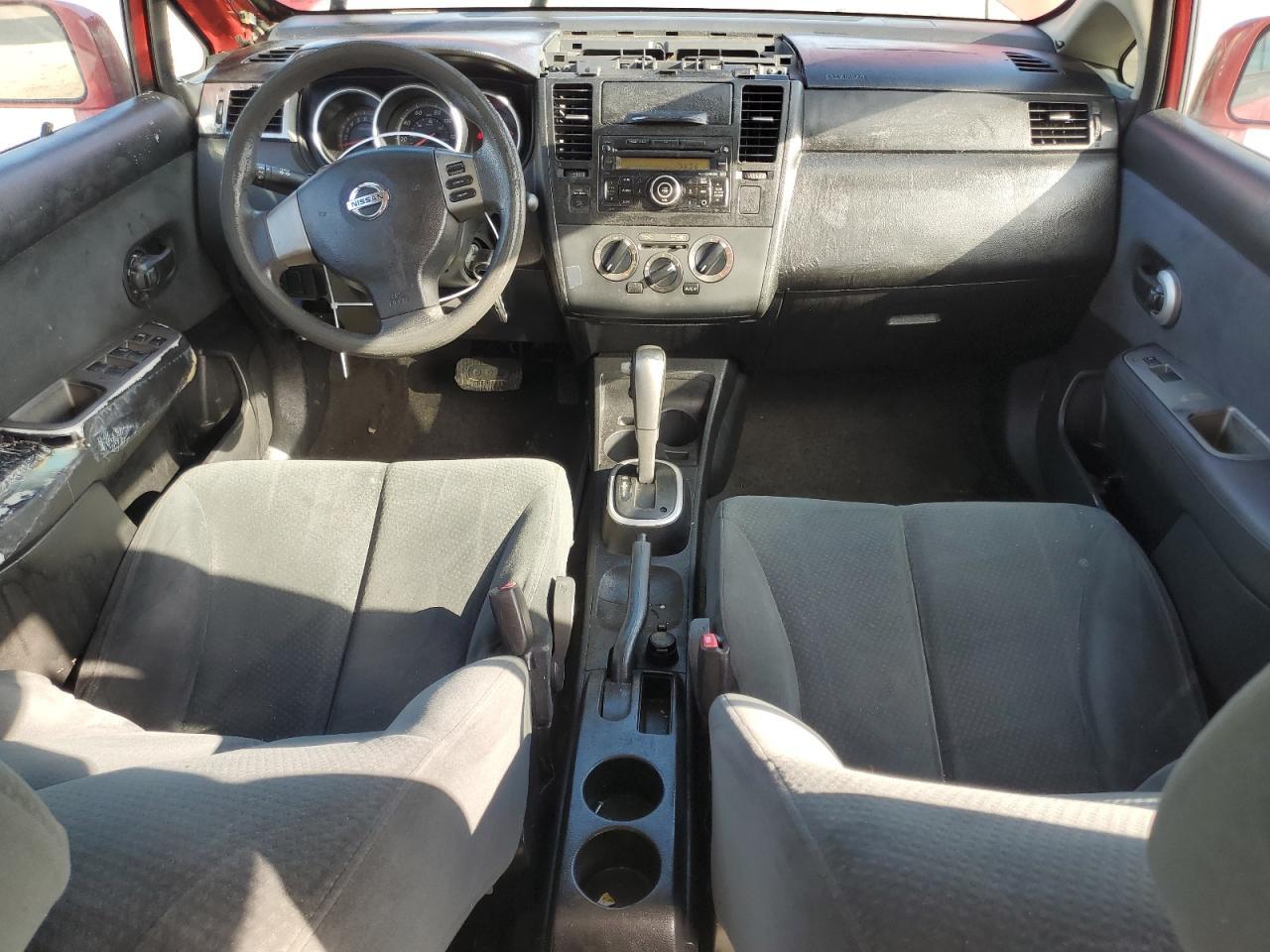 2011 NISSAN VERSA