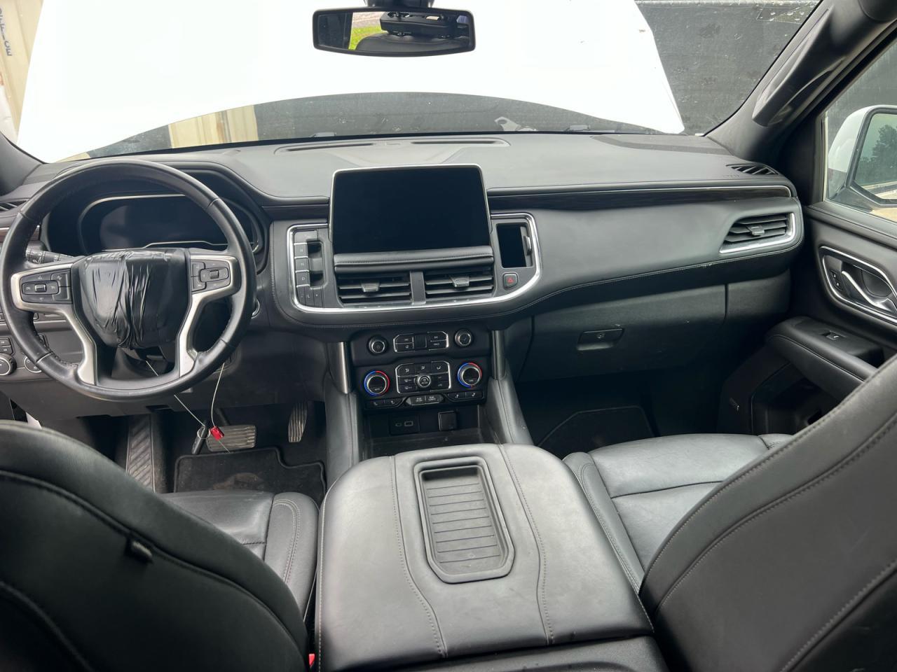 2022 CHEVROLET Suburban