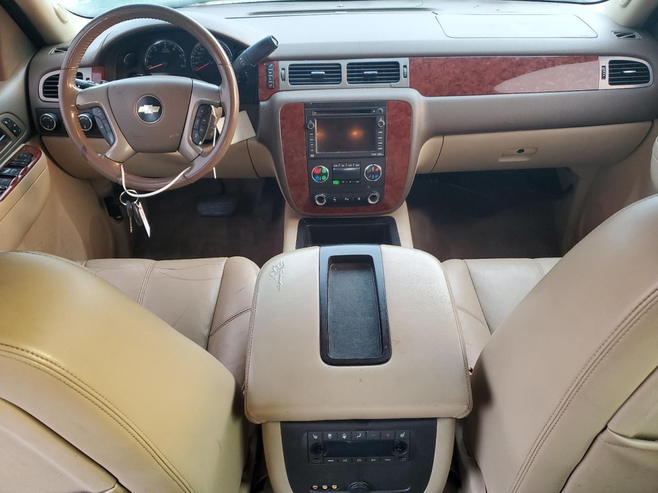 2011 CHEVROLET Suburban