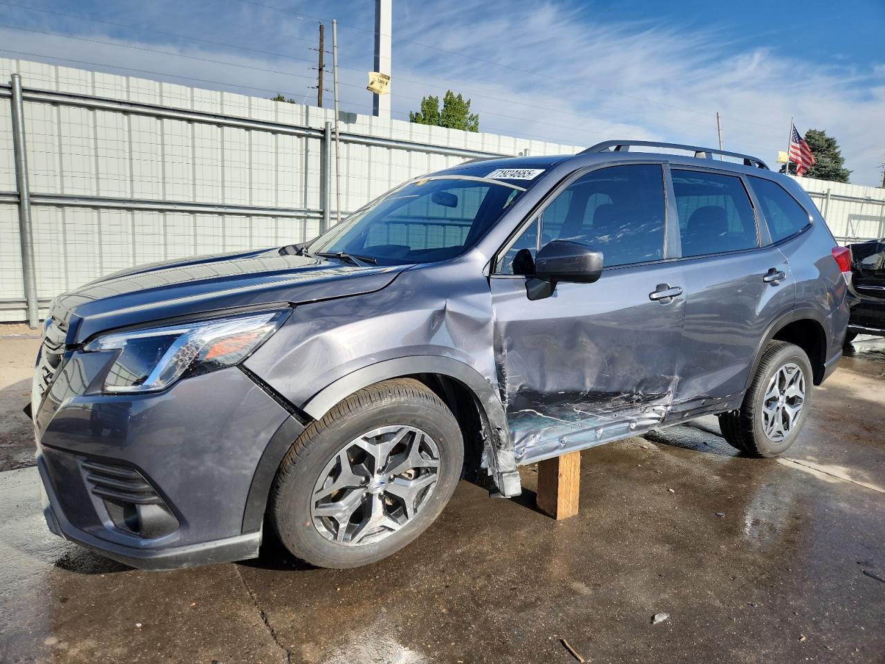2022 SUBARU FORESTER