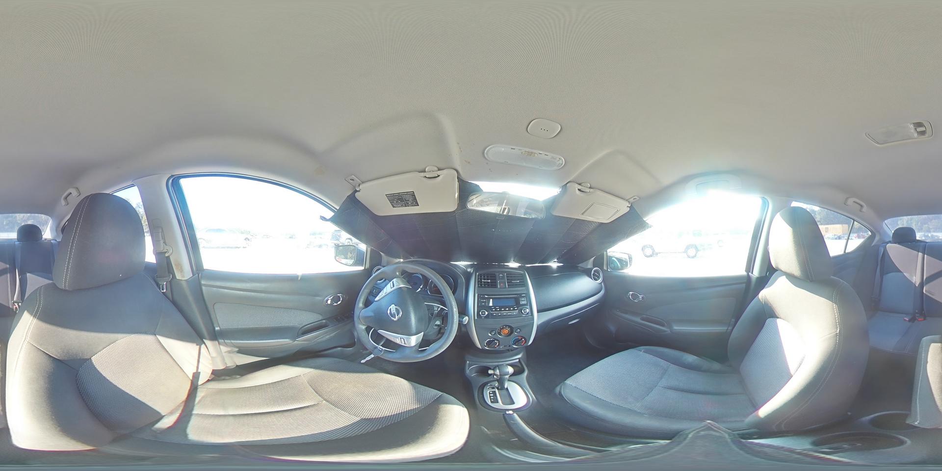 2015 NISSAN VERSA