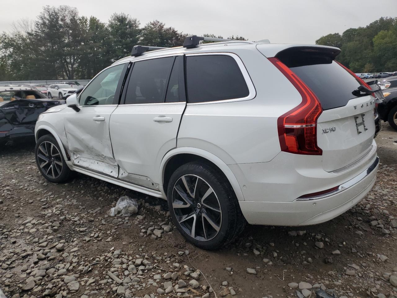 2024 VOLVO XC90