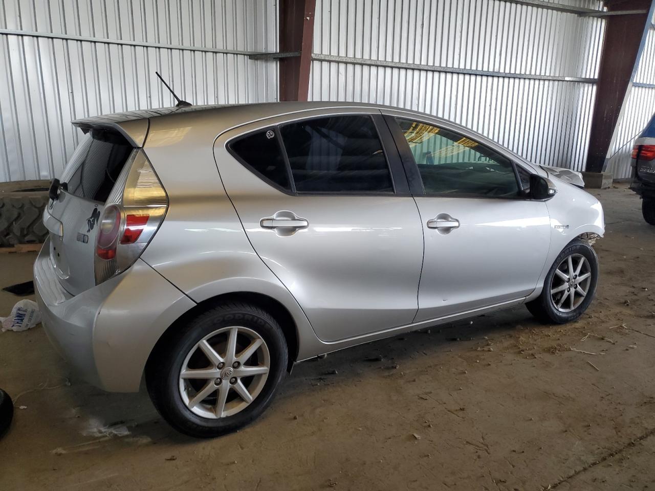 2012 TOYOTA Prius c