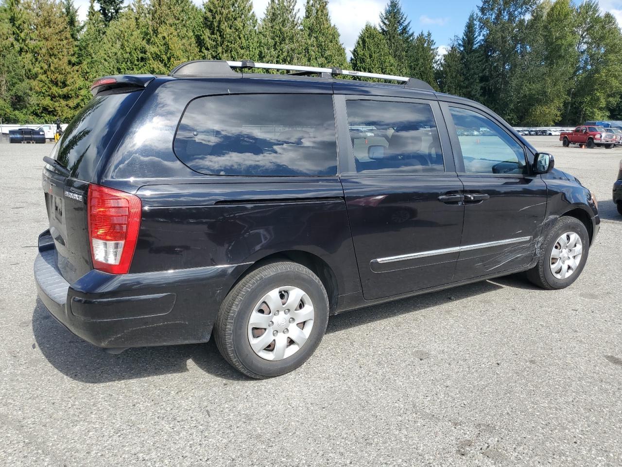 2008 HYUNDAI Entourage