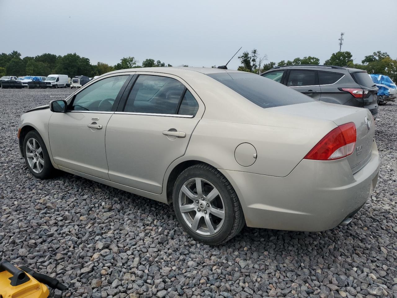2010 MERCURY Milan
