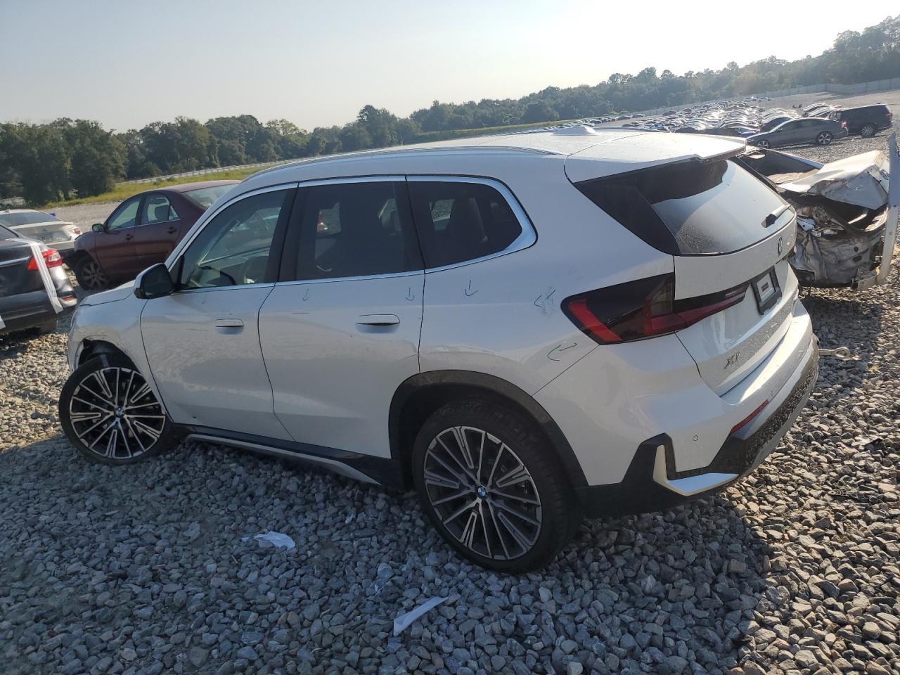 2025 BMW X1