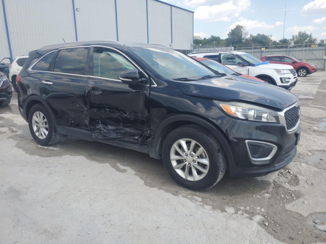 2017 KIA SORENTO