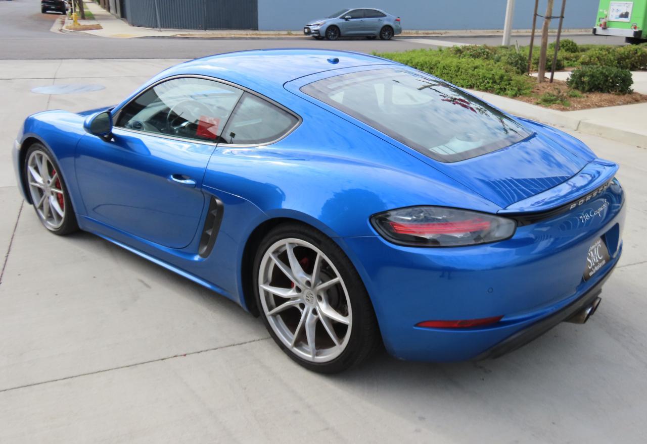 2017 PORSCHE Cayman