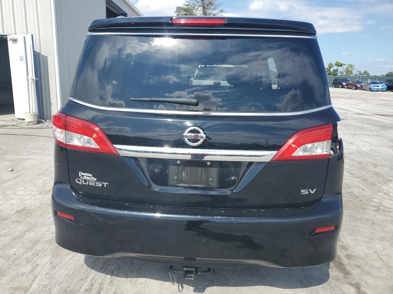 2017 NISSAN Quest