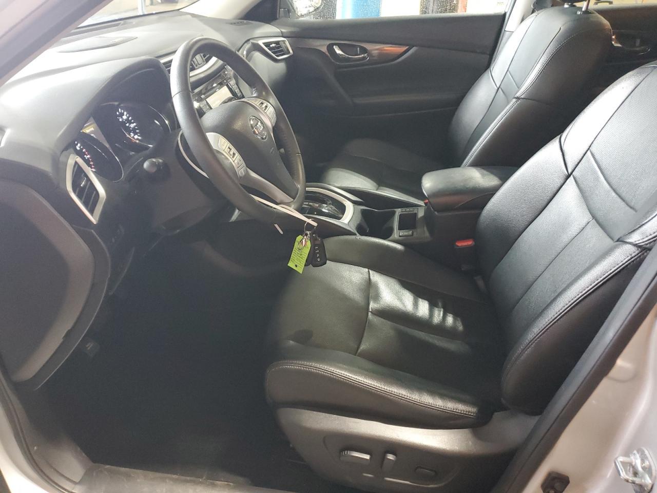 2016 NISSAN ROGUE