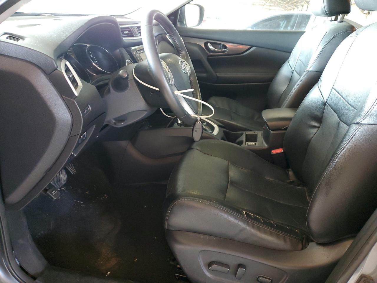 2016 NISSAN ROGUE
