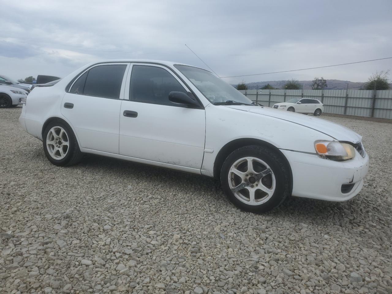 2001 TOYOTA COROLLA