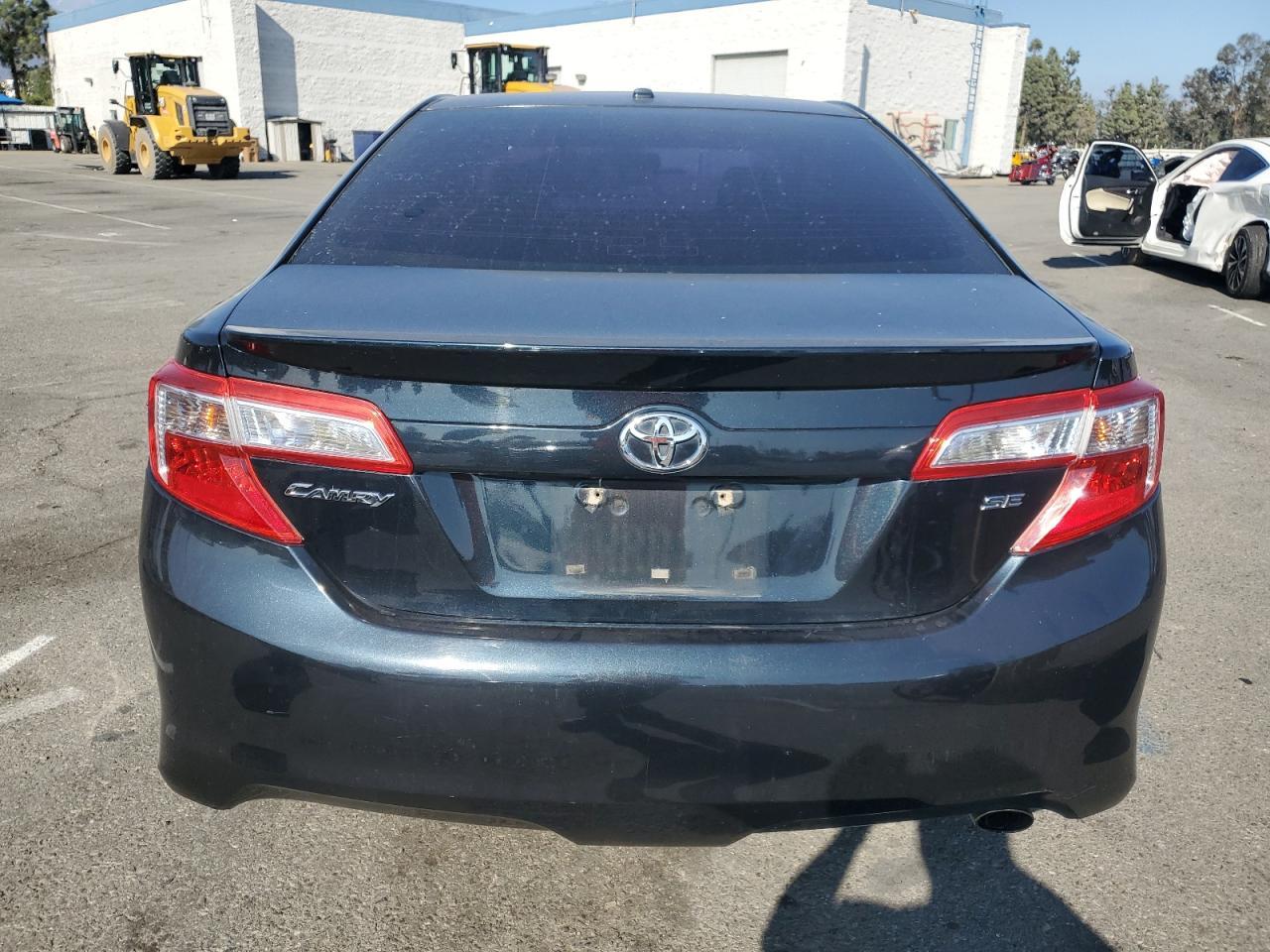 2012 TOYOTA CAMRY