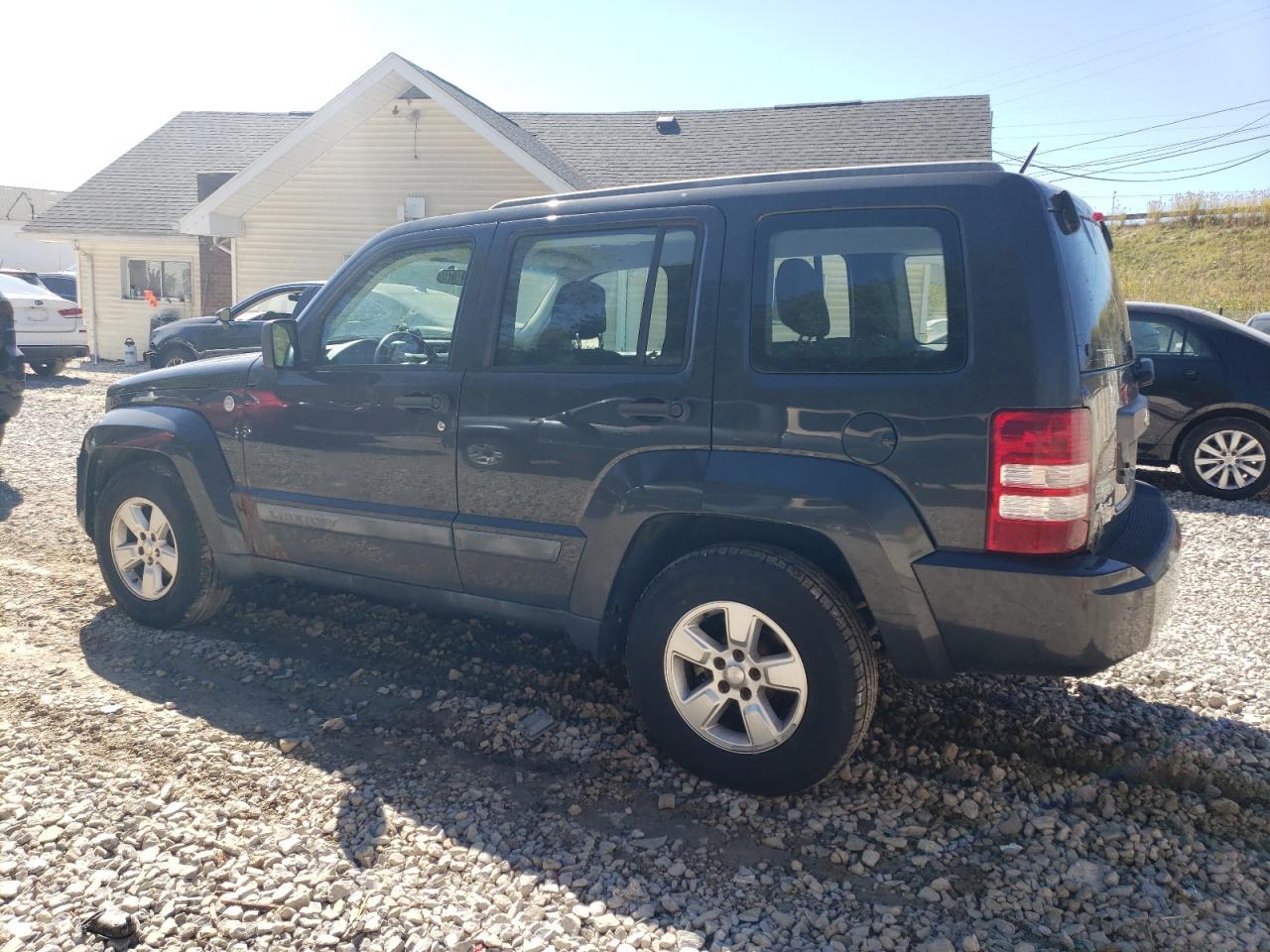 2011 JEEP Liberty