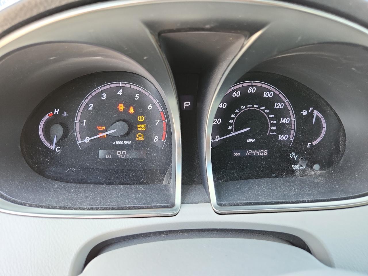 2011 TOYOTA Avalon