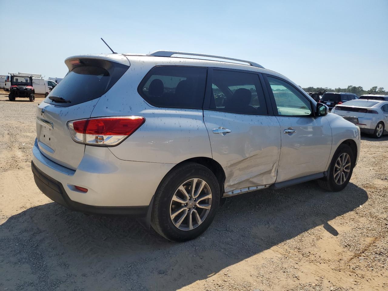 2016 NISSAN PATHFINDER
