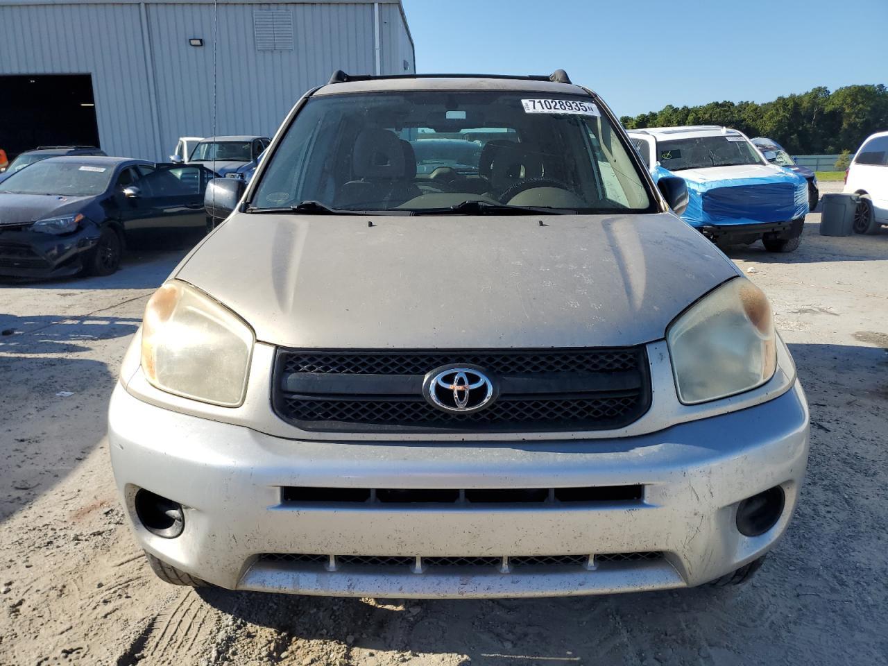 2004 TOYOTA RAV4