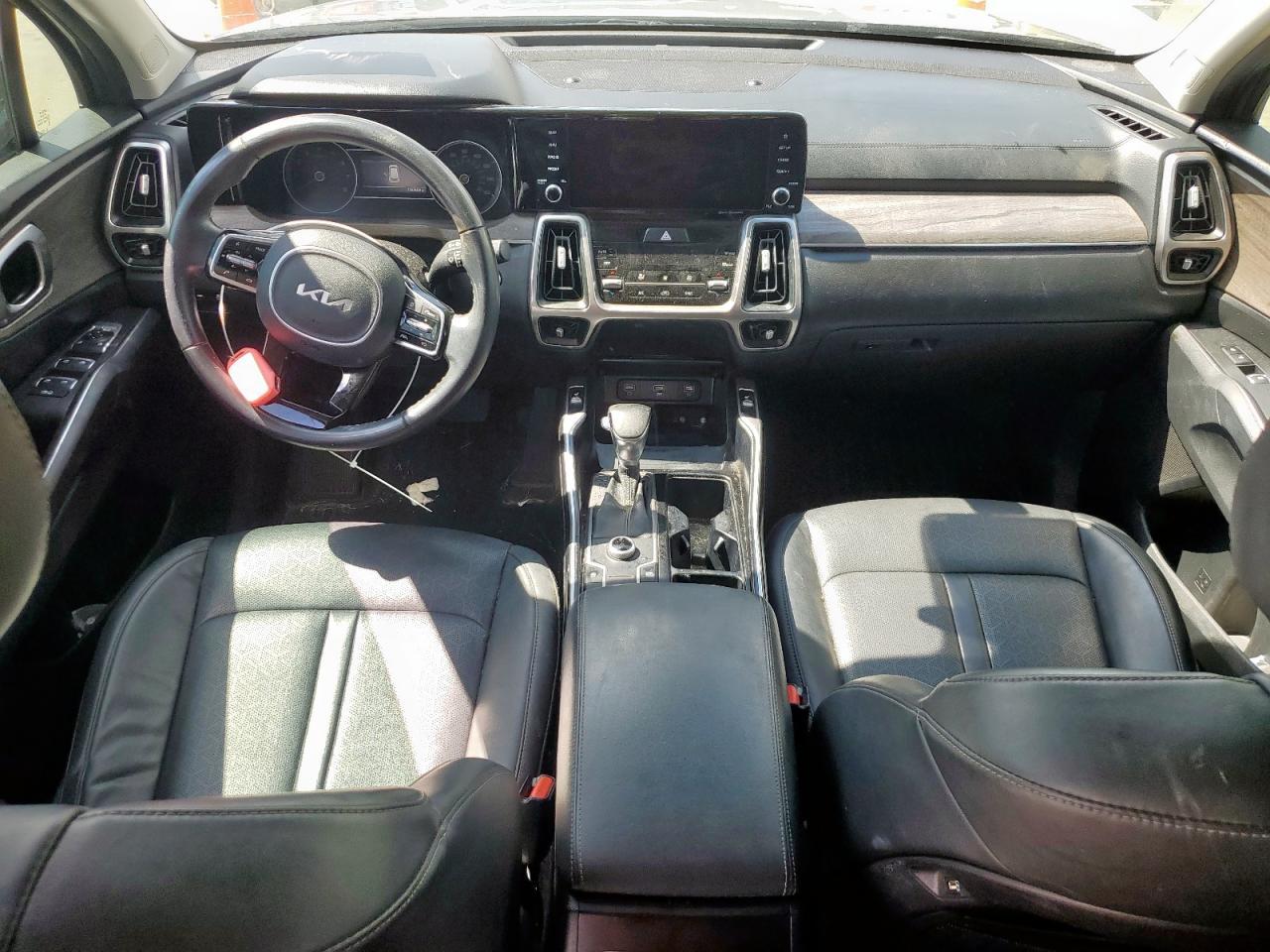 2022 KIA SORENTO