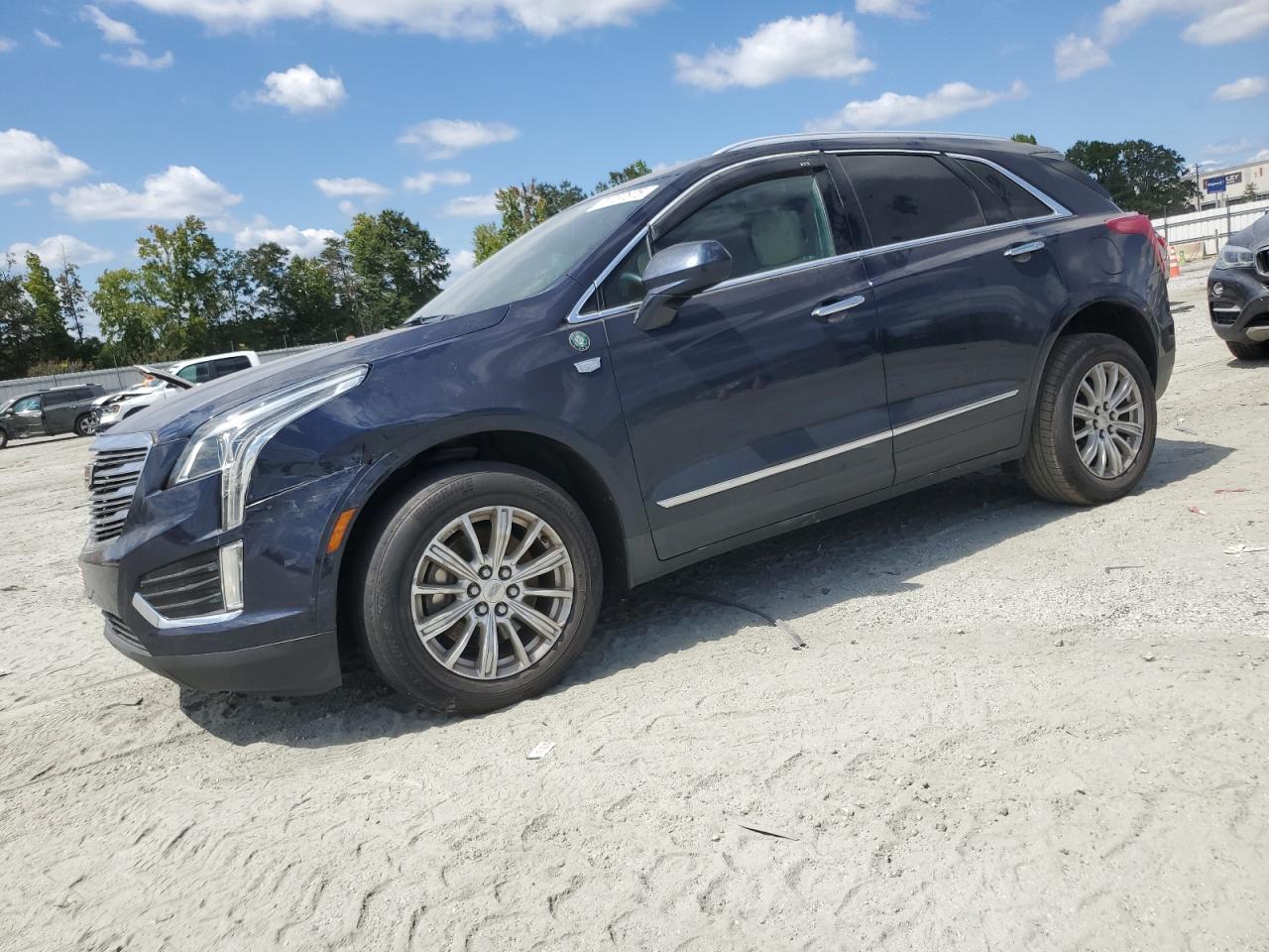 2017 CADILLAC XT5