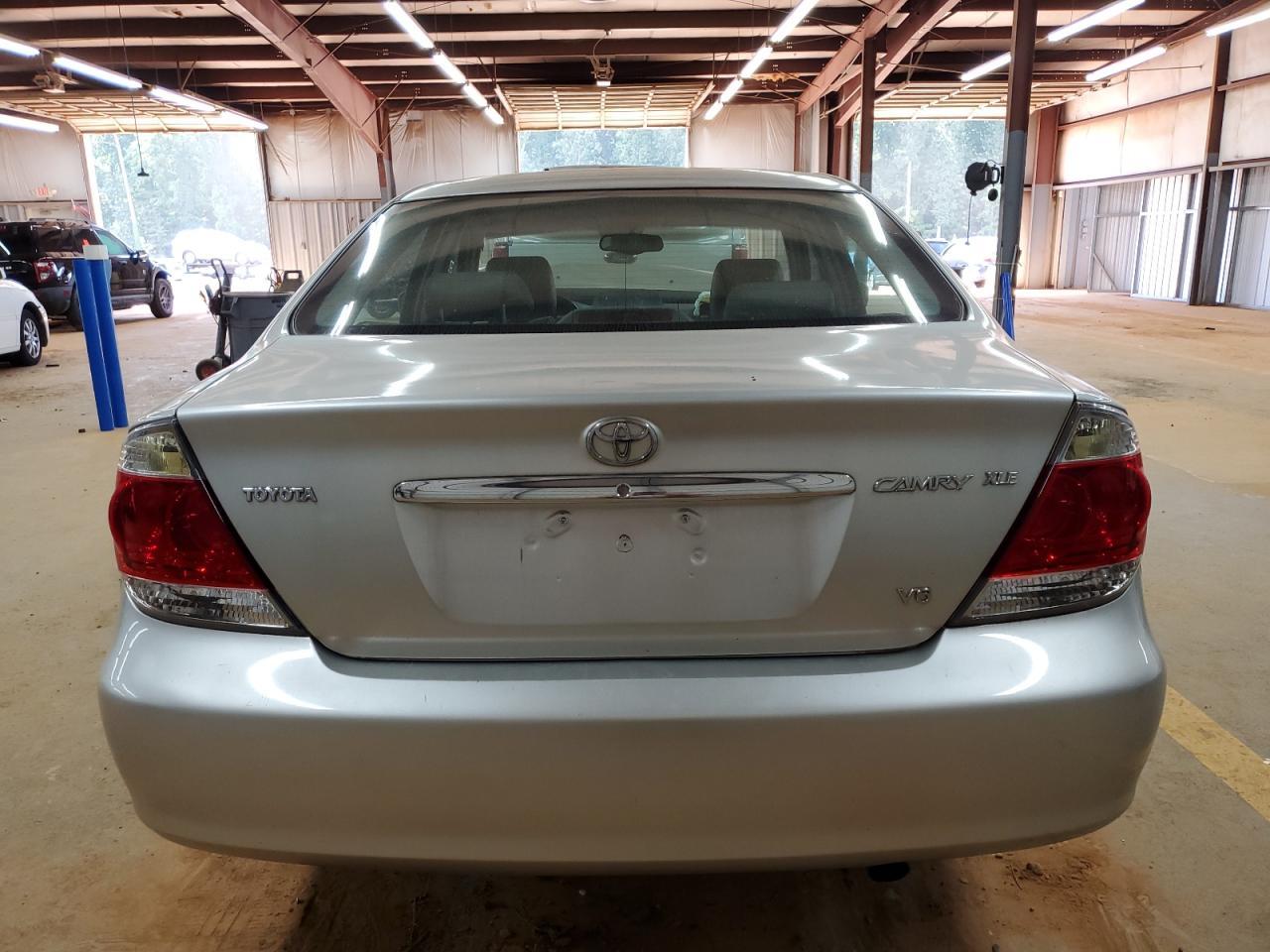 2005 TOYOTA CAMRY